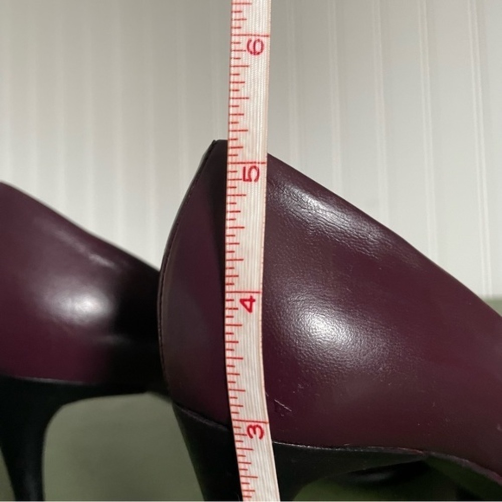 Sergio Rossi Pointy Toed Heels in Plum & Black Leather *Italy* - Picture 6 of 10